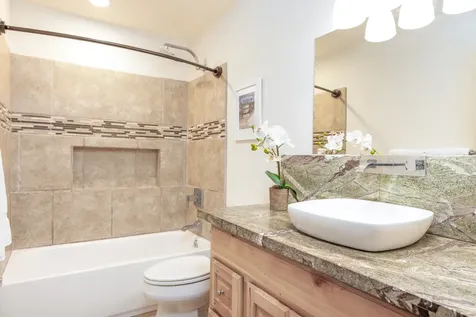 45-464 Maile Street Honokaa HI 96727