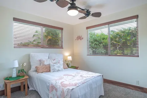 45-464 Maile Street Honokaa HI 96727