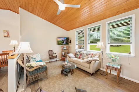 16-1594 39th Avenue Kurtistown HI 96760