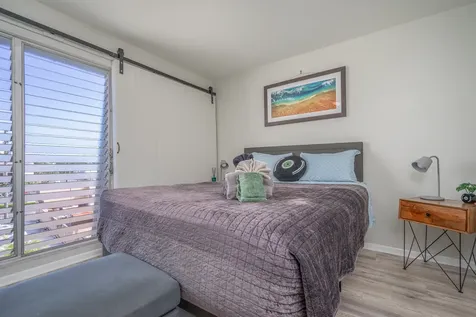 33 Hualalai Street Hilo HI 96720