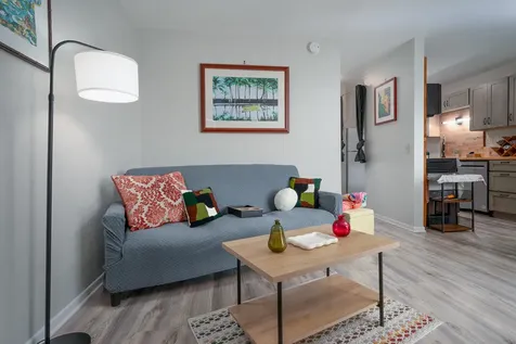 33 Hualalai Street Hilo HI 96720