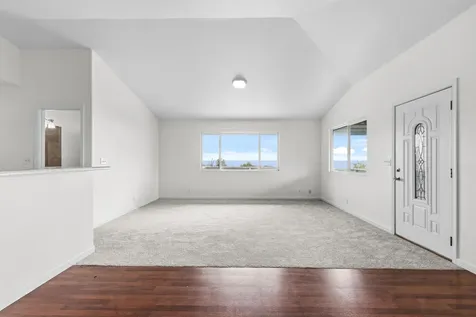 92-1670 Hukilau Drive Ocean View HI 96737