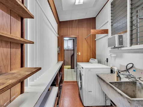 347 Nohea Street Hilo HI 96720