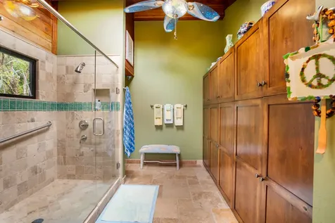 64-5097 White Road Kamuela HI 96743