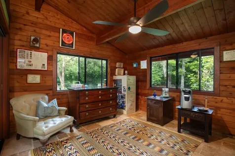 64-5097 White Road Kamuela HI 96743