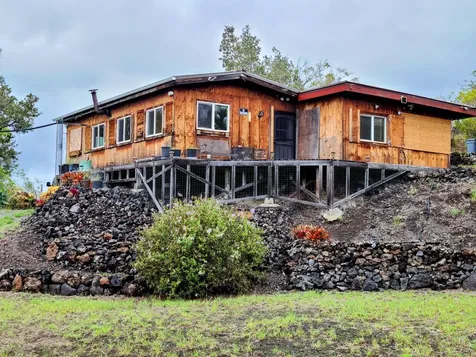 92-8584 Paradise Circle Mauka Ocean View HI 96737