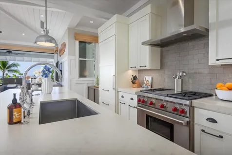 73-4858 Maia Loop Kailua Kona HI 96740