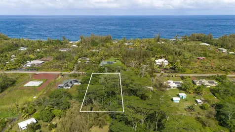 2ND Avenue Keaau HI 96749