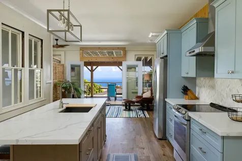 45-3396 Mamane Street Honokaa HI 96727