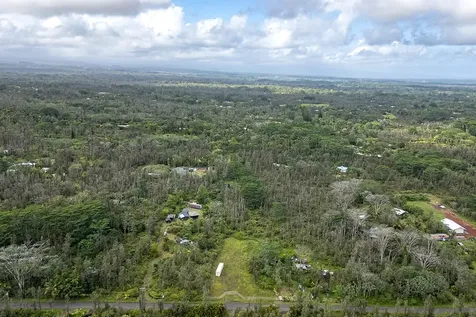 16-372 Aulii Street Kurtistown HI 96760