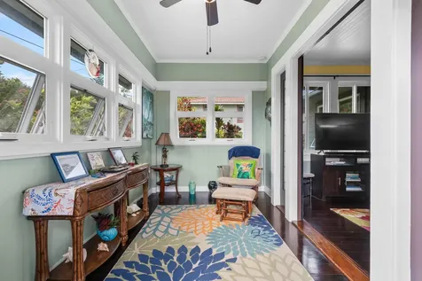 36-136 Manowaiopae Homestead Road Laupahoehoe HI 96764