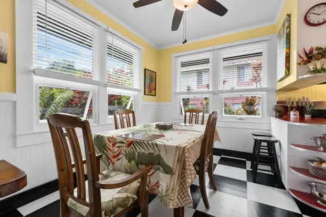 36-136 Manowaiopae Homestead Road Laupahoehoe HI 96764