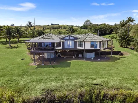 31-590 Hawaii Belt Road Ninole HI 96773