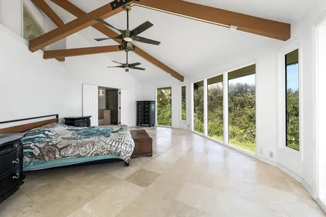 31-590 Hawaii Belt Road Ninole HI 96773