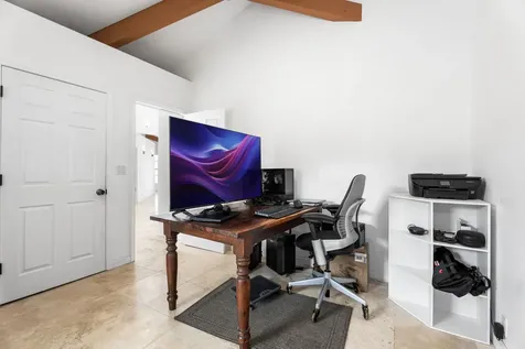 31-590 Hawaii Belt Road Ninole HI 96773