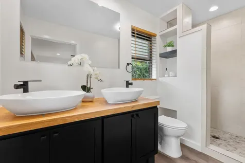 15-1465 19th Avenue Keaau HI 96749