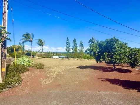 Kia Lua Place Naalehu HI 96772