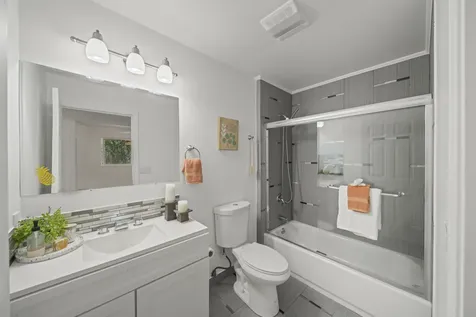 15-2041 12th Avenue Keaau HI 96749