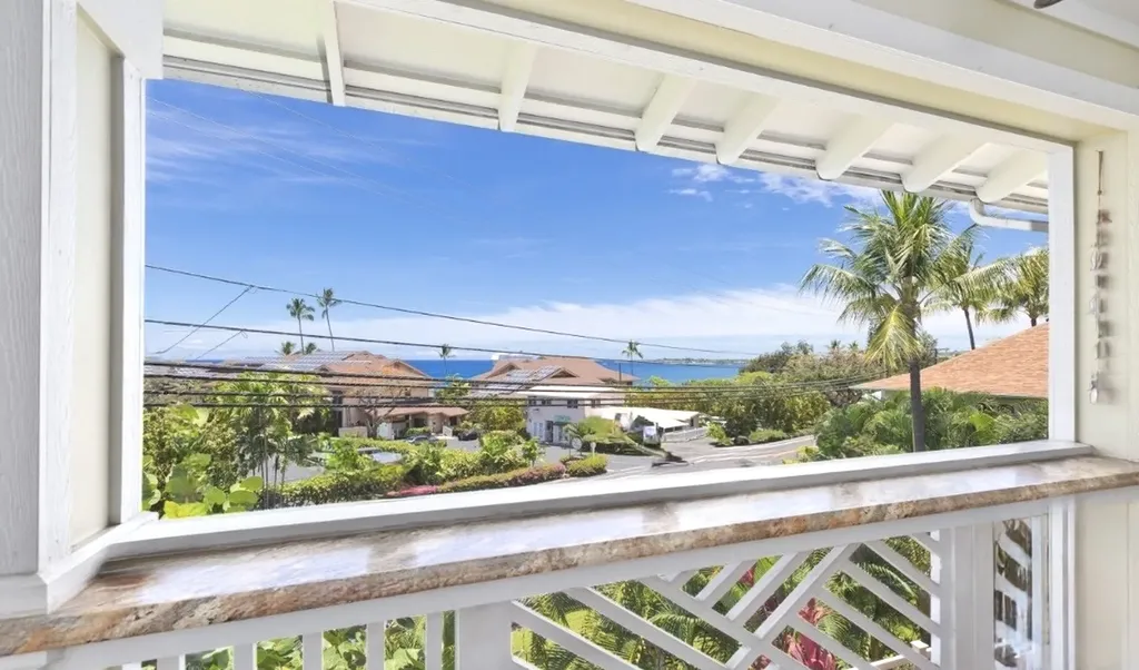 75-6009 Alii Drive Kailua-kona HI 96740