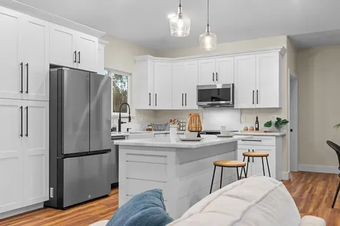 15-1621 3rd Avenue Keaau HI 96749