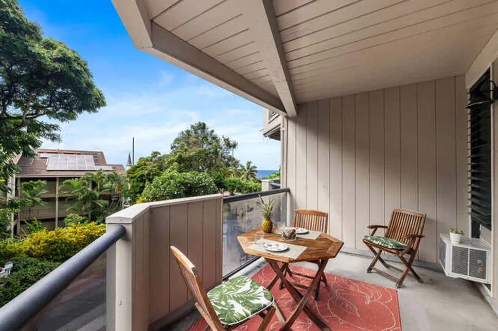 75-5669 Kuakini Highway Kailua-kona HI 96740