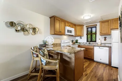 75-6040 Alii Drive Kailua-kona HI 96740