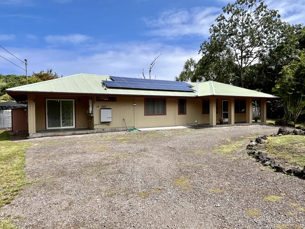 15-1957 11th Avenue Keaau HI 96749