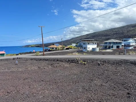 Captain Cook HI 96704