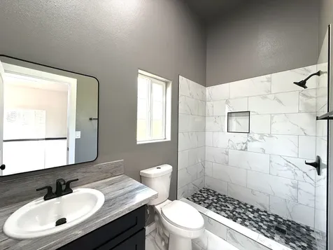 16-664 Kioele Road Mountain View HI 96771