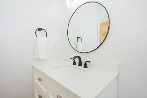 87-2451 Hawaii Belt Road Captain Cook HI 96704