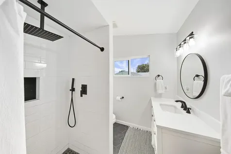 87-2451 Hawaii Belt Road Captain Cook HI 96704