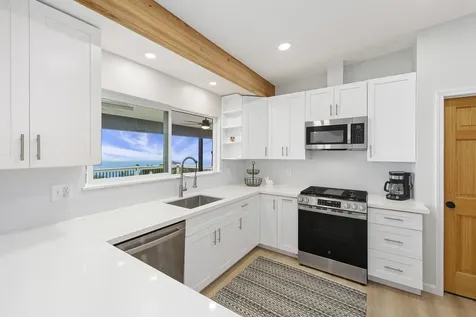 87-2451 Hawaii Belt Road Captain Cook HI 96704