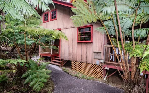 19-3976 John A. Lee Road Volcano HI 96785