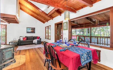 19-3976 John A. Lee Road Volcano HI 96785