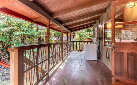 19-3976 John A. Lee Road Volcano HI 96785