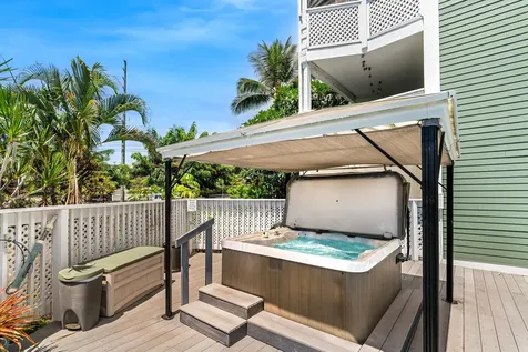 75-5680 Kuakini Highway Kailua-kona HI 96740