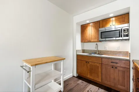 75-5680 Kuakini Highway Kailua-kona HI 96740