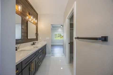 15-1521 Beach Road Keaau HI 96749