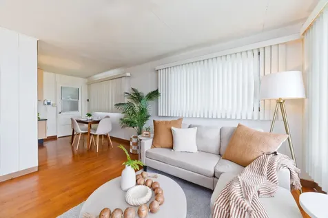 25 Wawai Loop Hilo HI 96720