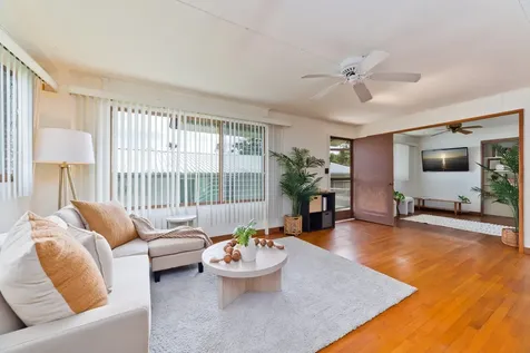 25 Wawai Loop Hilo HI 96720