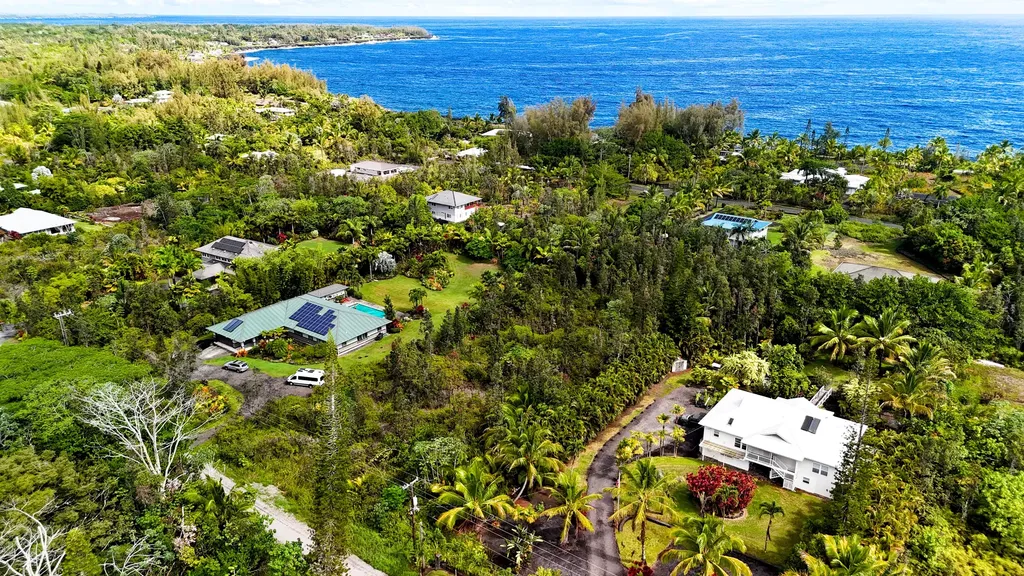 2ND Avenue Keaau HI 96749