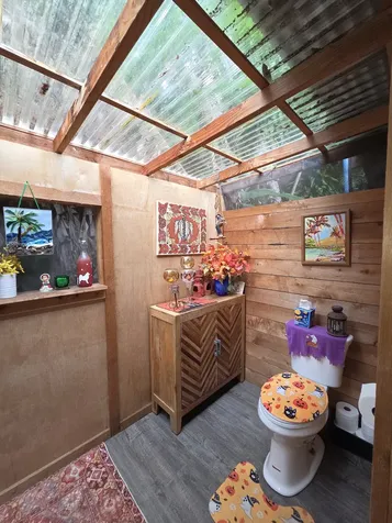 83-5782 Napoopoo Road Captain Cook HI 96704