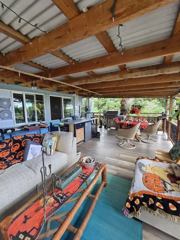 83-5782 Napoopoo Road Captain Cook HI 96704