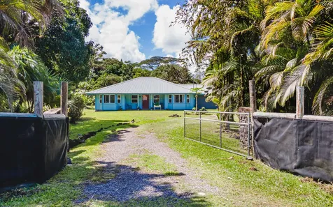 15-1994 16th Avenue Keaau HI 96749