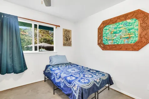 15-1994 16th Avenue Keaau HI 96749