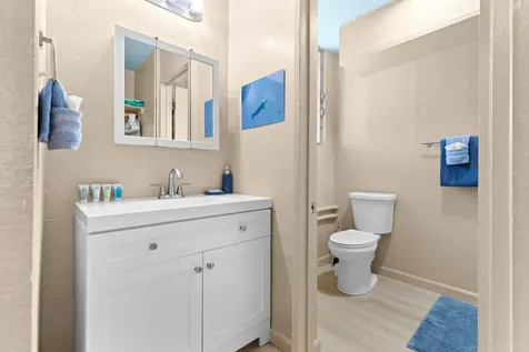 1303 Kalanianaole Street Hilo HI 96720