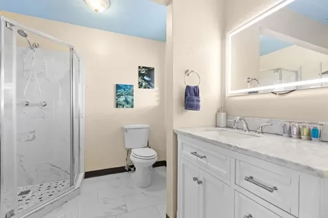 1303 Kalanianaole Street Hilo HI 96720