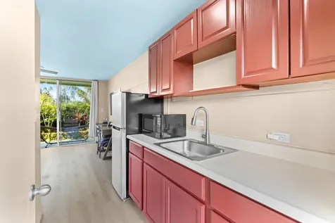 1303 Kalanianaole Street Hilo HI 96720