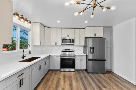 16-1993 Silversword Court Kurtistown HI 96760