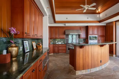 68-135 Pukaua Place Kamuela HI 96743